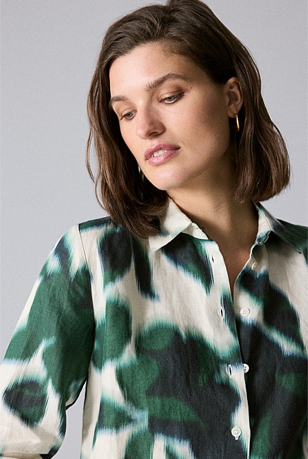 Evergreen Linen Blurred Floral Shirt - WOMEN Shirts | Trenery
