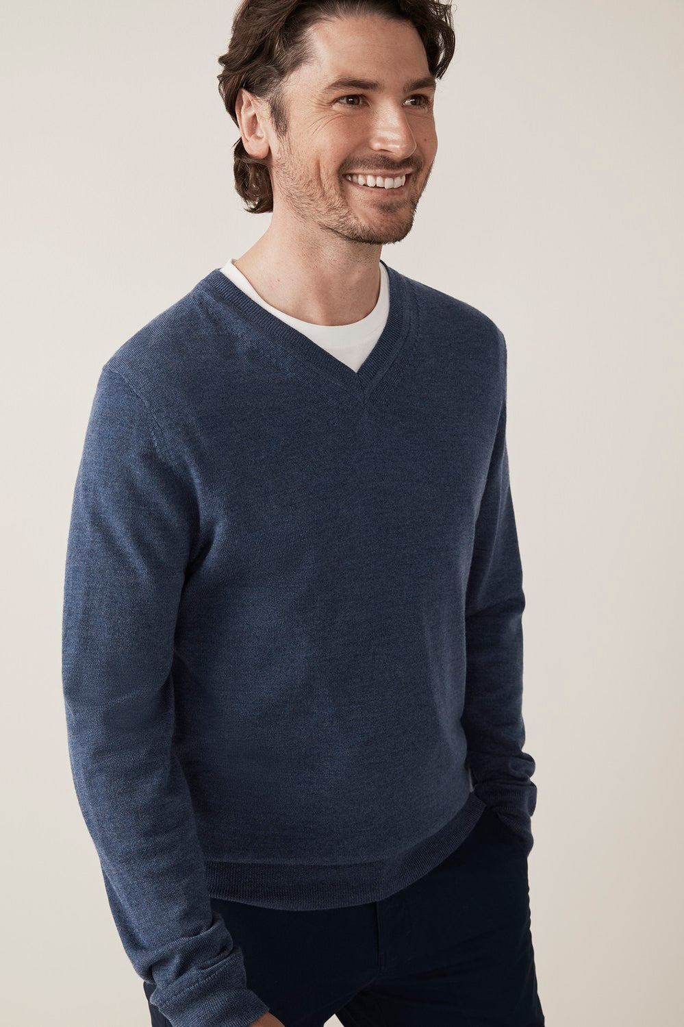 Classic Merino V Neck