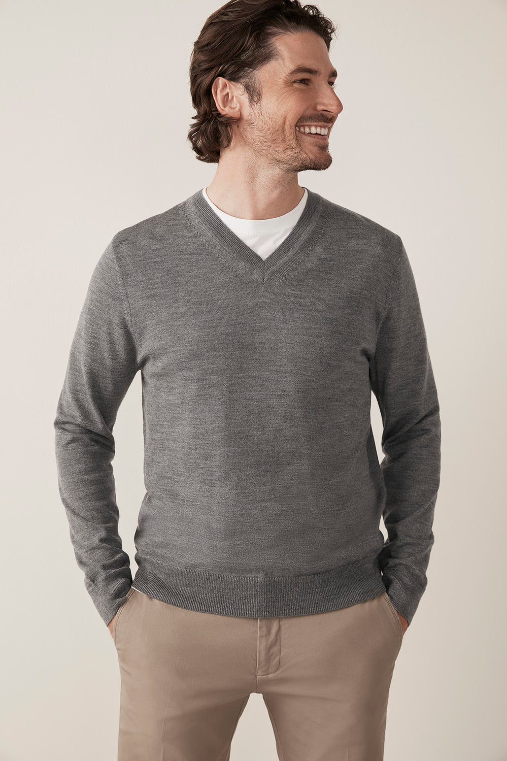 Classic Merino V Neck