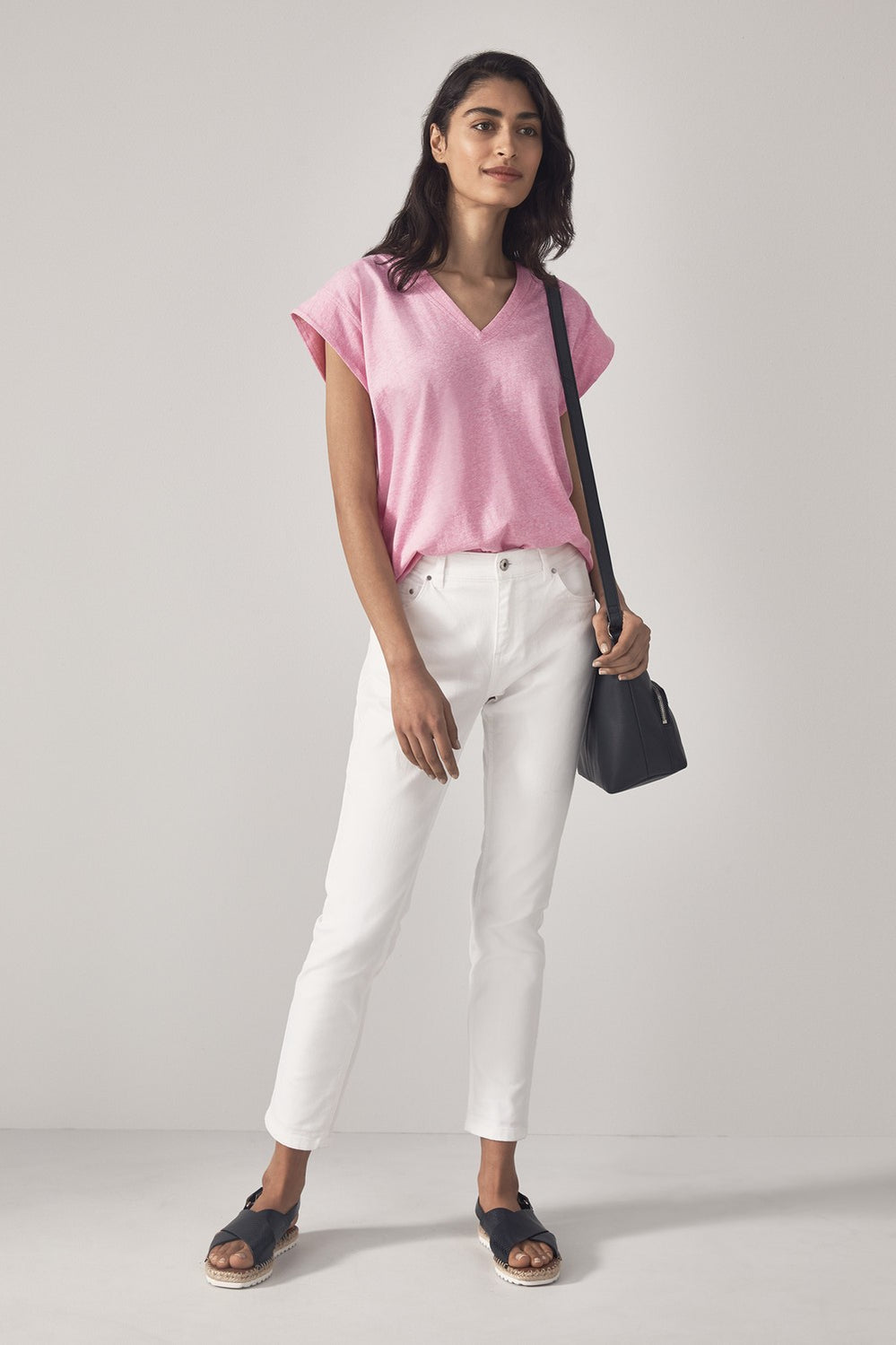 Relaxed V-Neck End On End T-Shirt