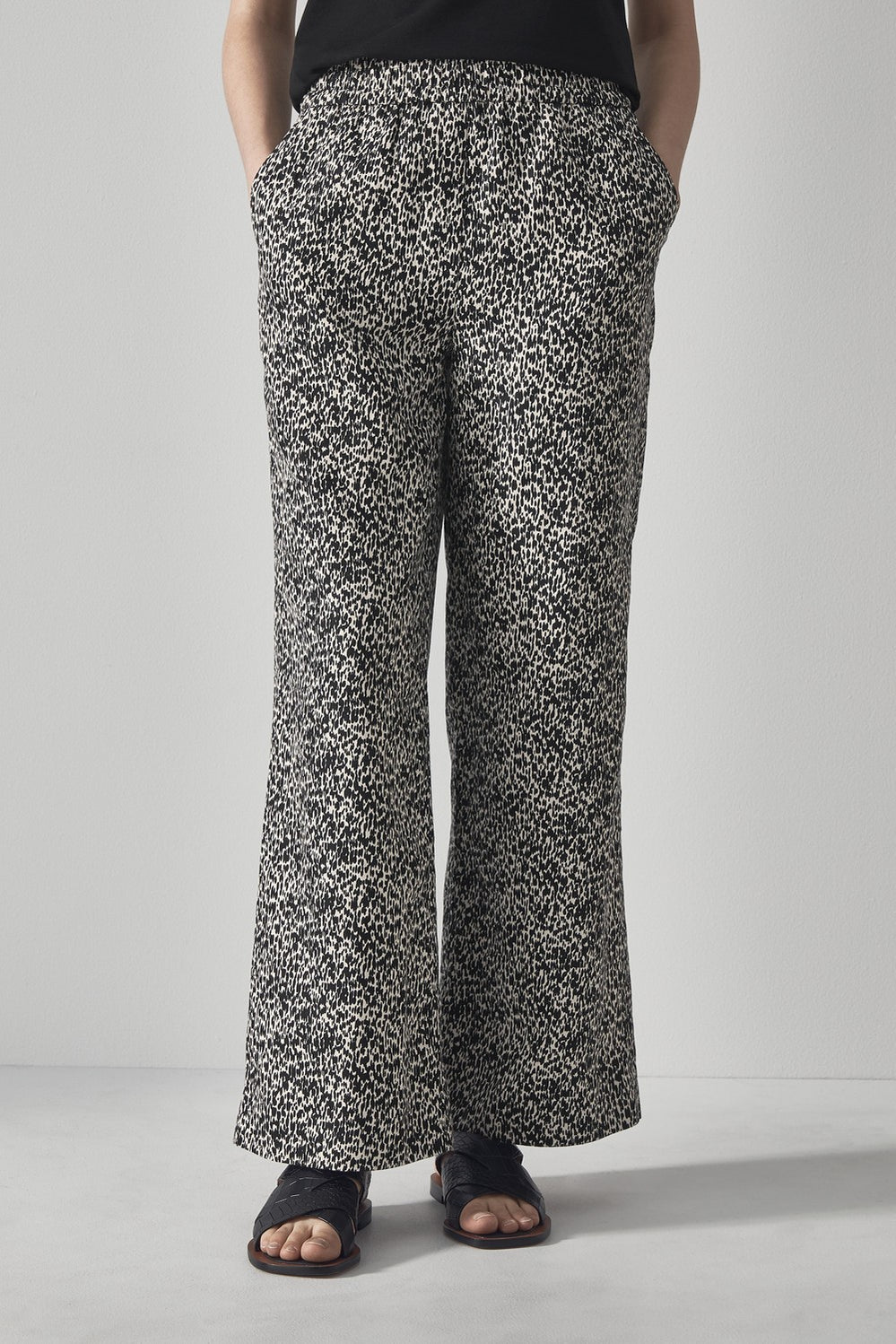 Linen Dappled Animal Pant