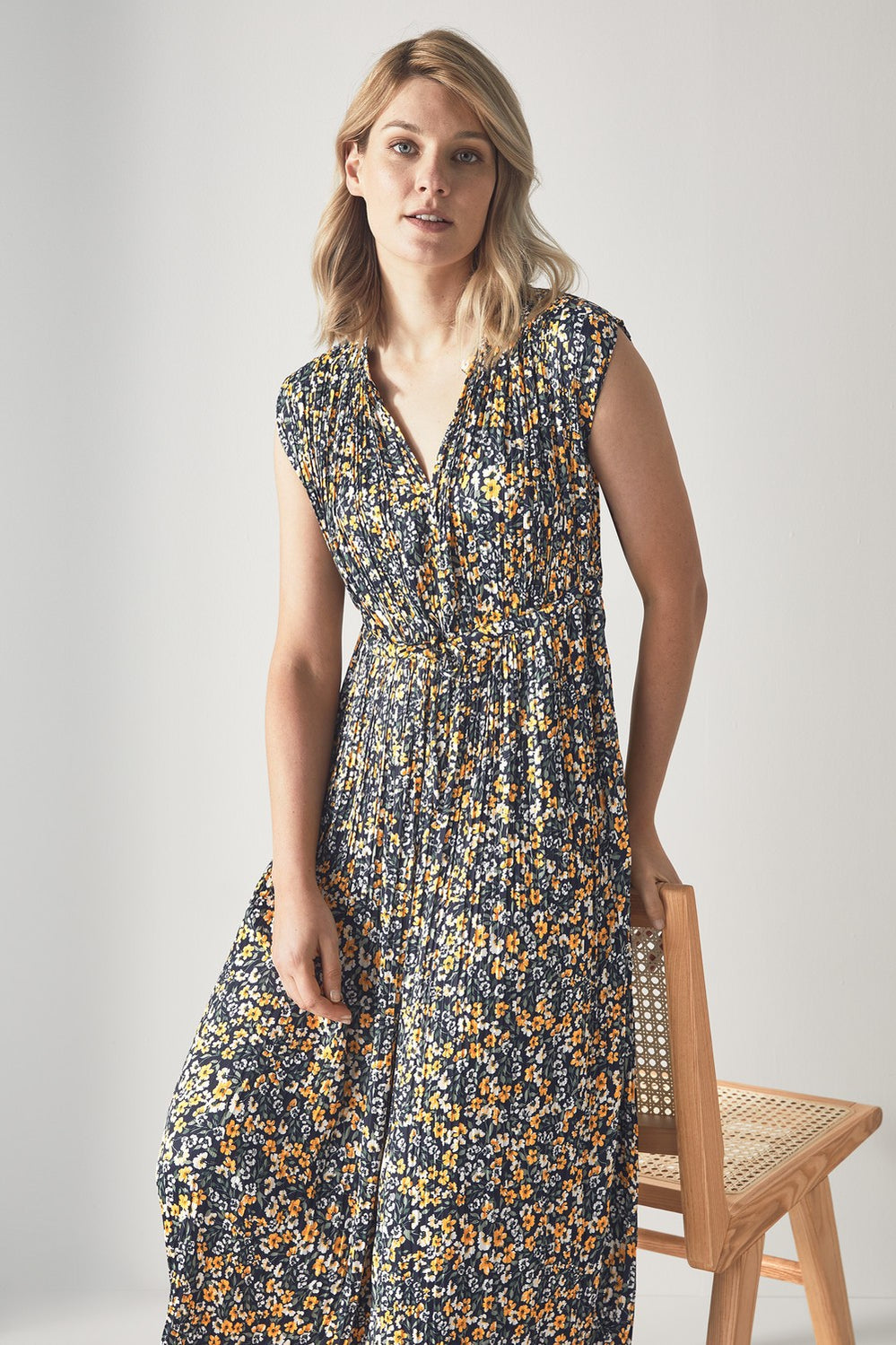 Ditzy Print Pleated Dress