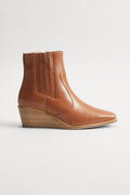 Leather Wedge Gusset Boot