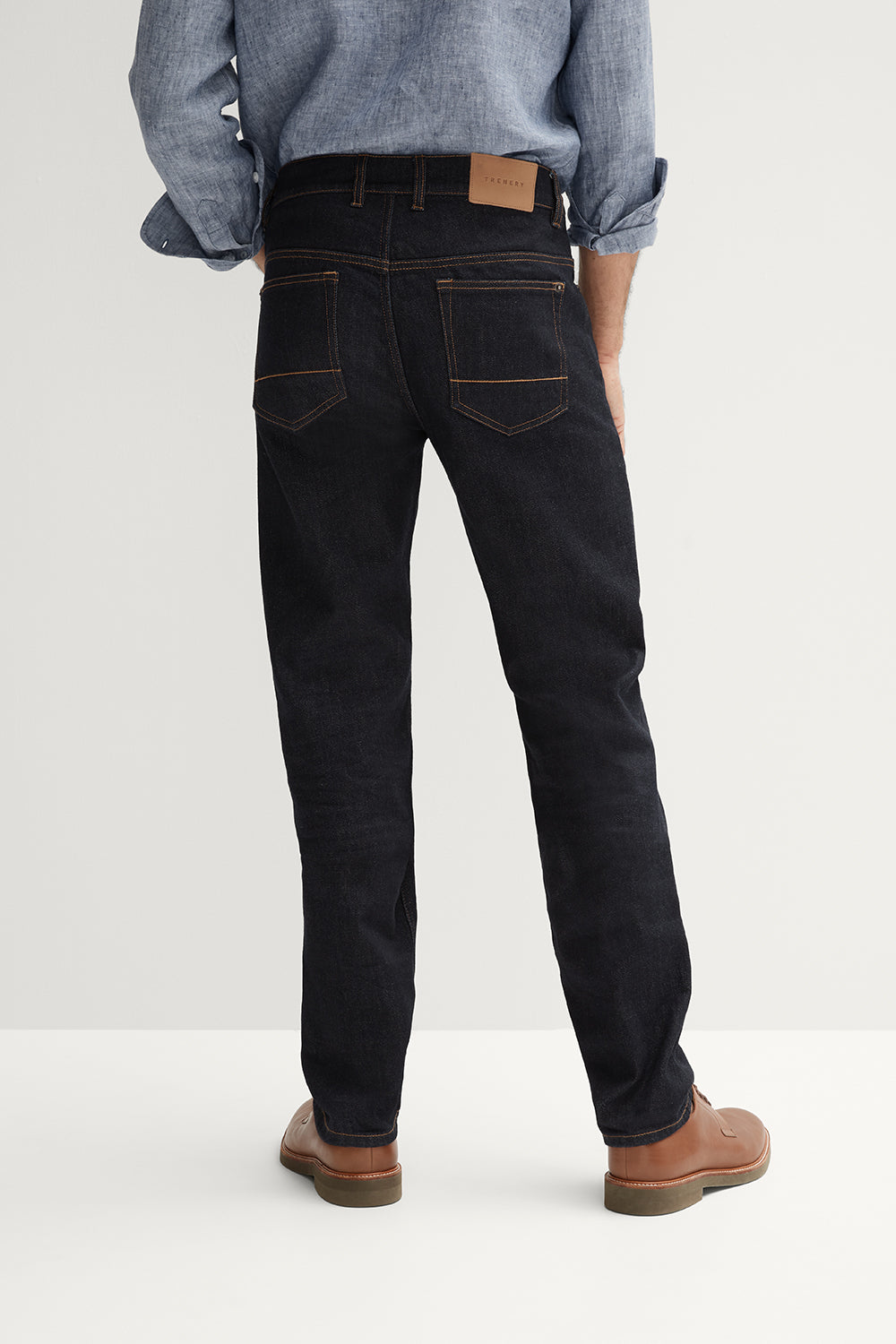 Regular Rinse Wash Jean