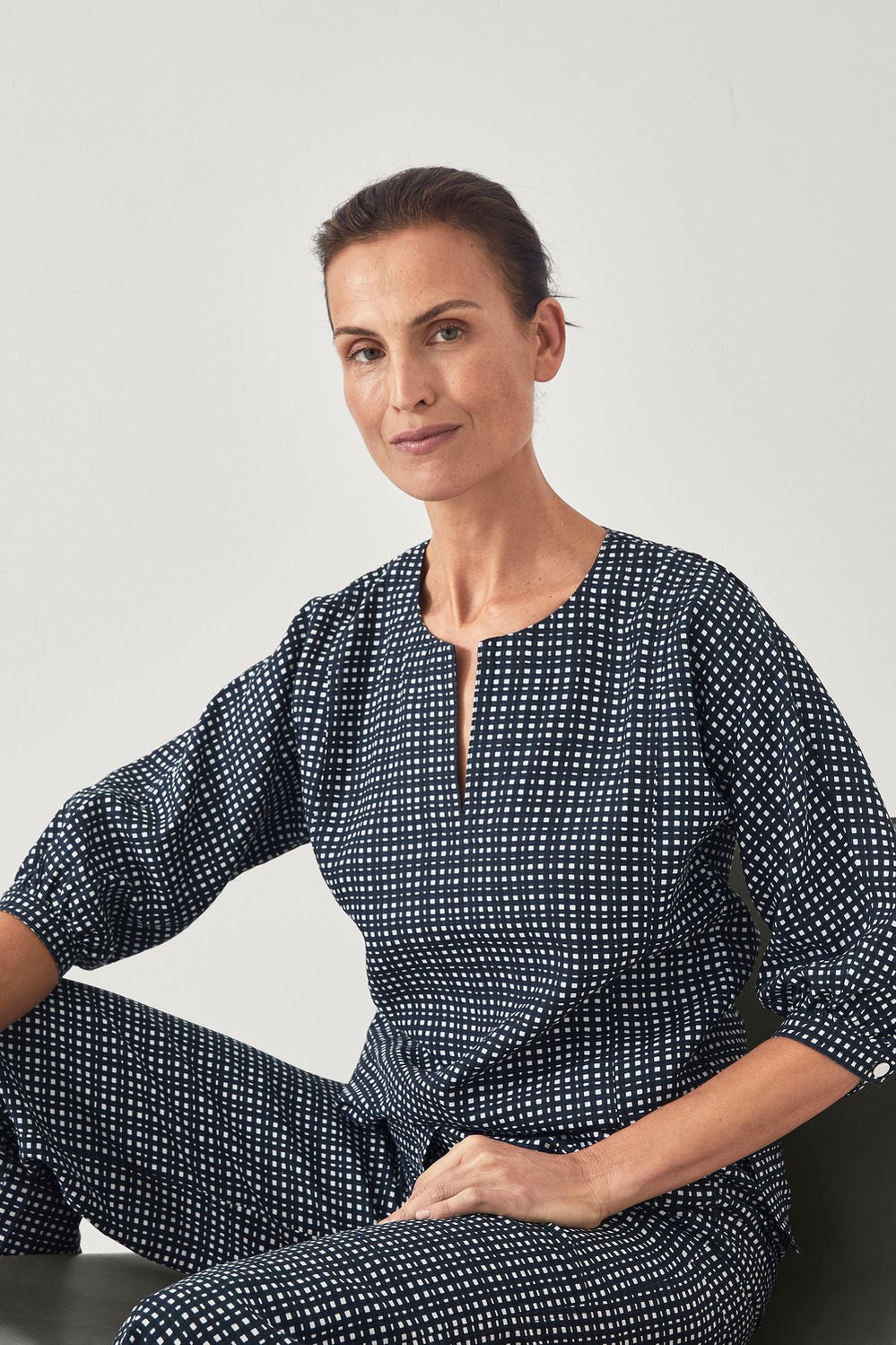 Mini Grid Vent Neck Top
