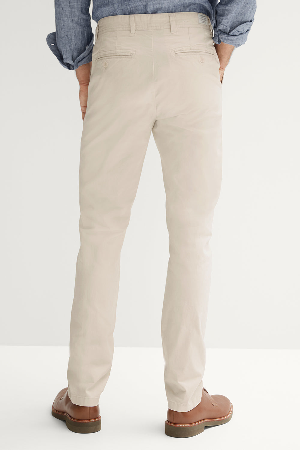 Slim Chino Pant