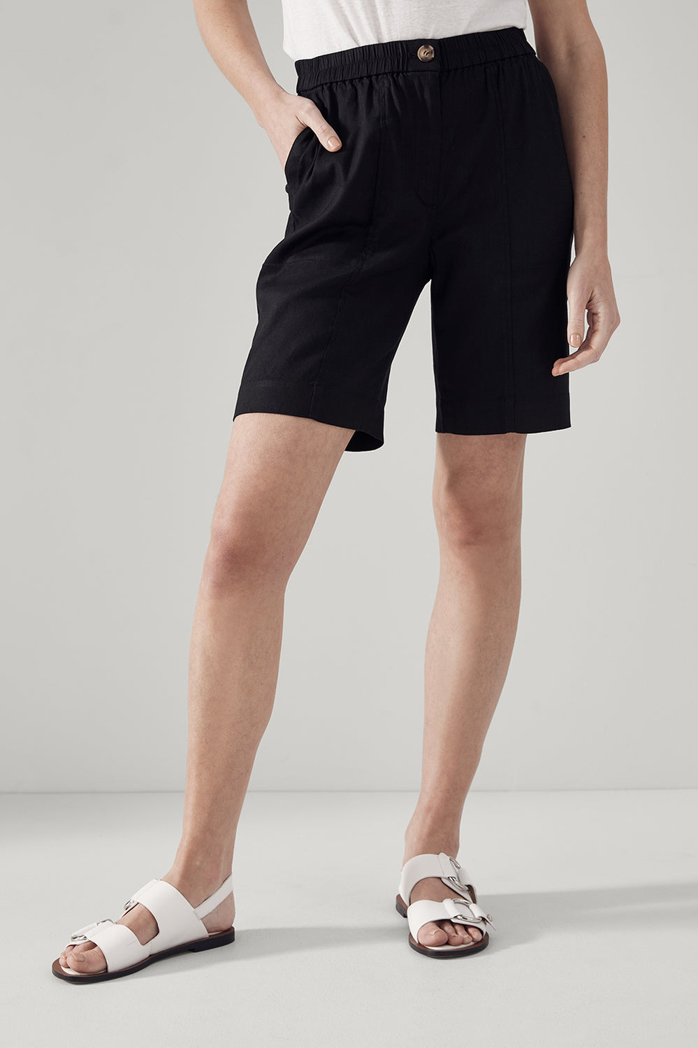 Stretch Linen Blend Short