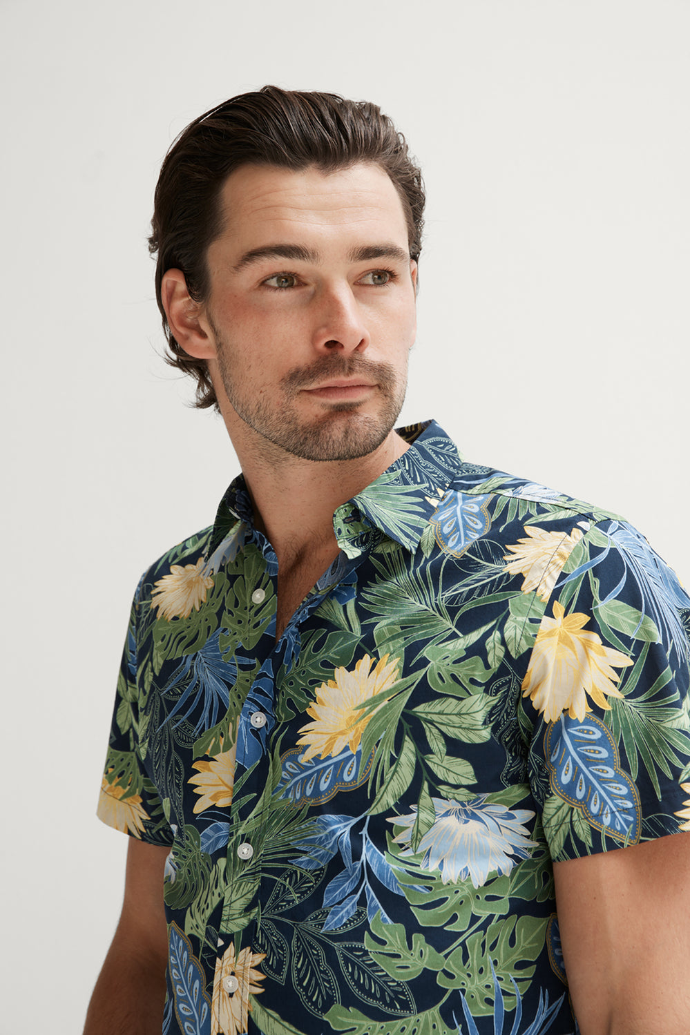 Regular Fit Water Lily Print Short Sleeve Shirt