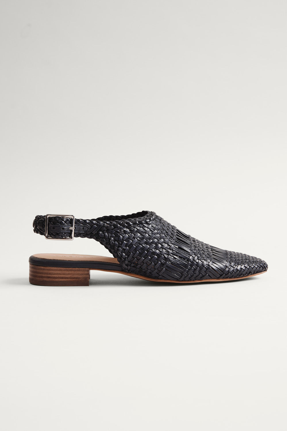 Nellie Woven Flat