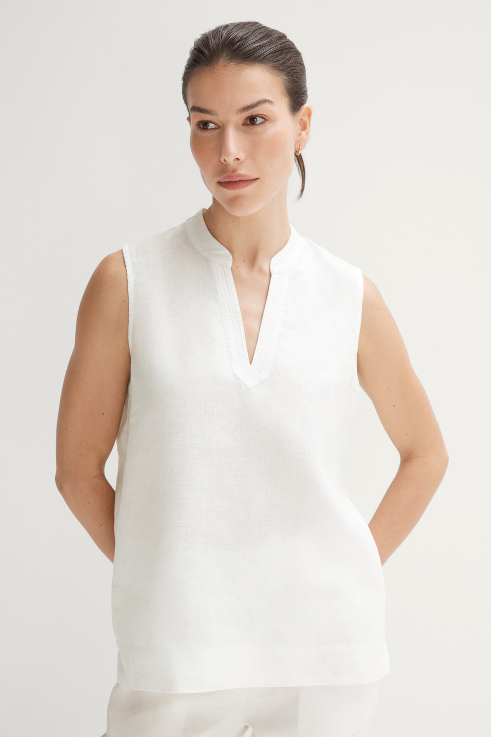 Linen Vent Neck Tank