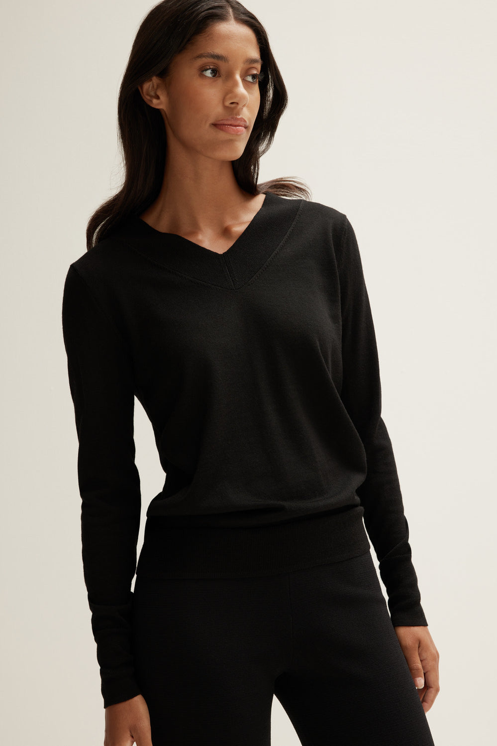 Merino Rib Detail V Neck Knit