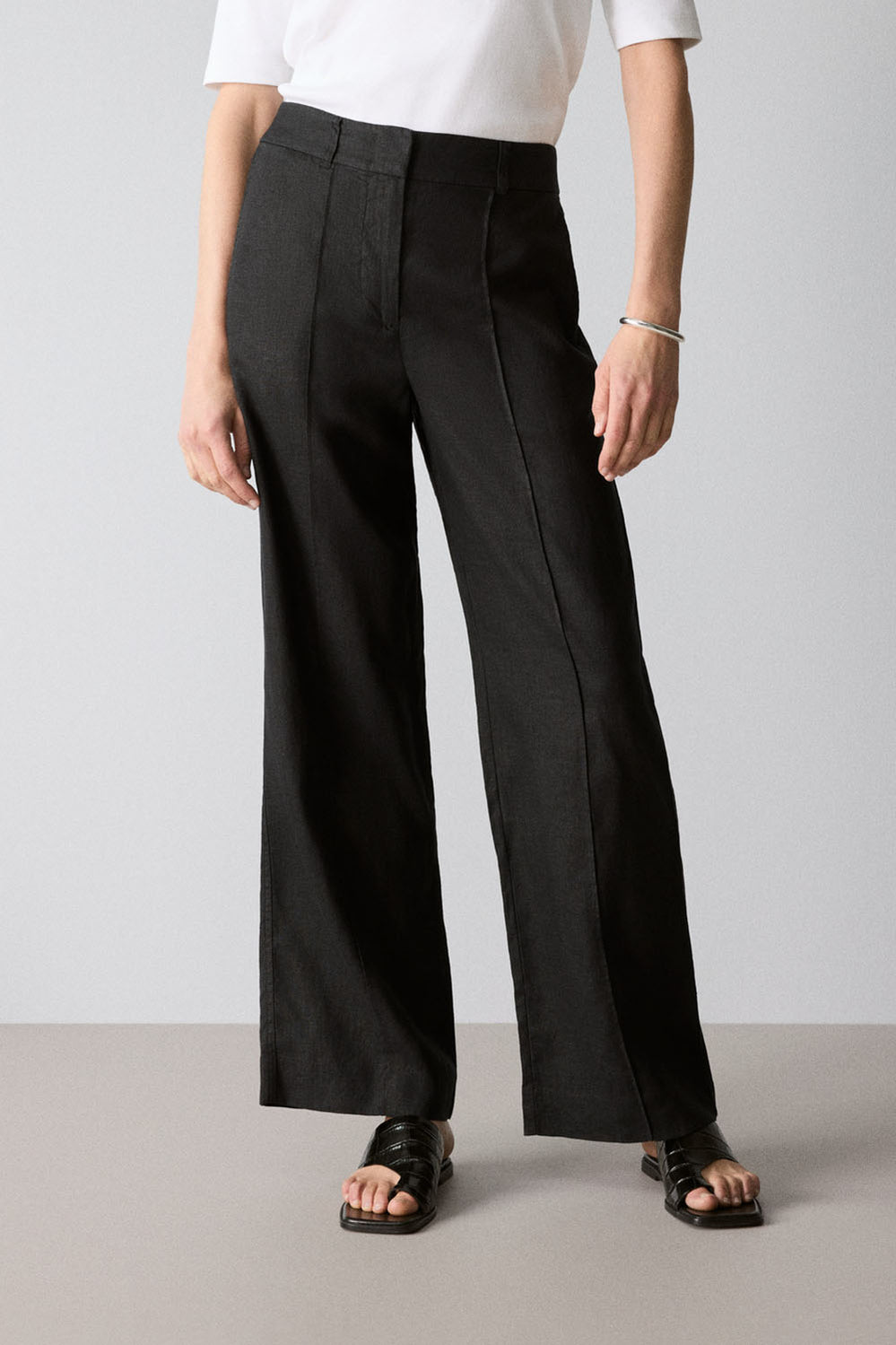 Linen Pintuck Detail Wide Leg Pant