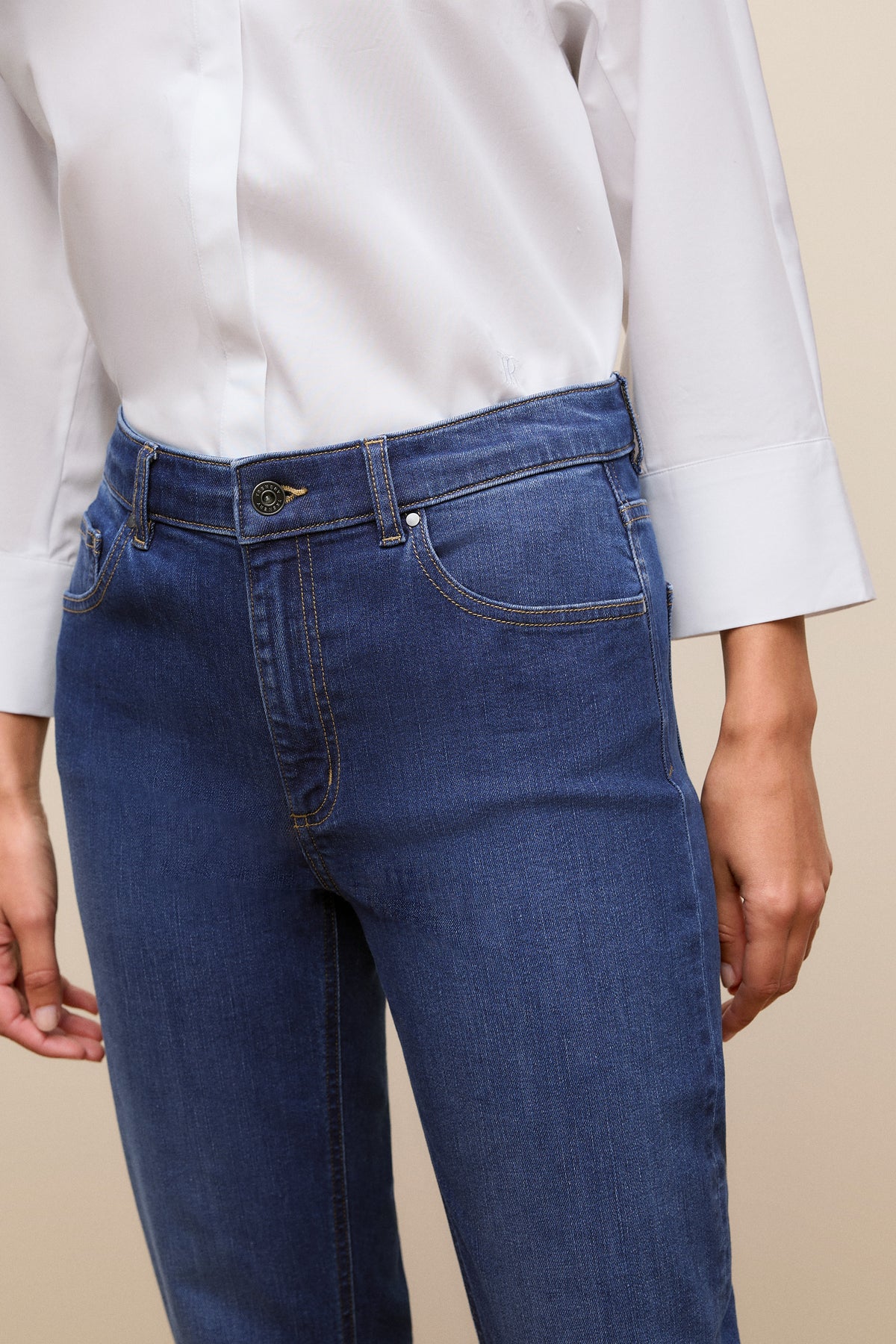 Mid Rise Straight Leg Jean