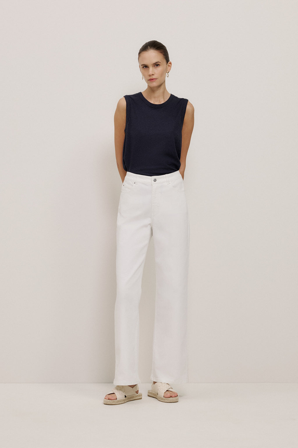 Cotton Blend Wide Leg Jean