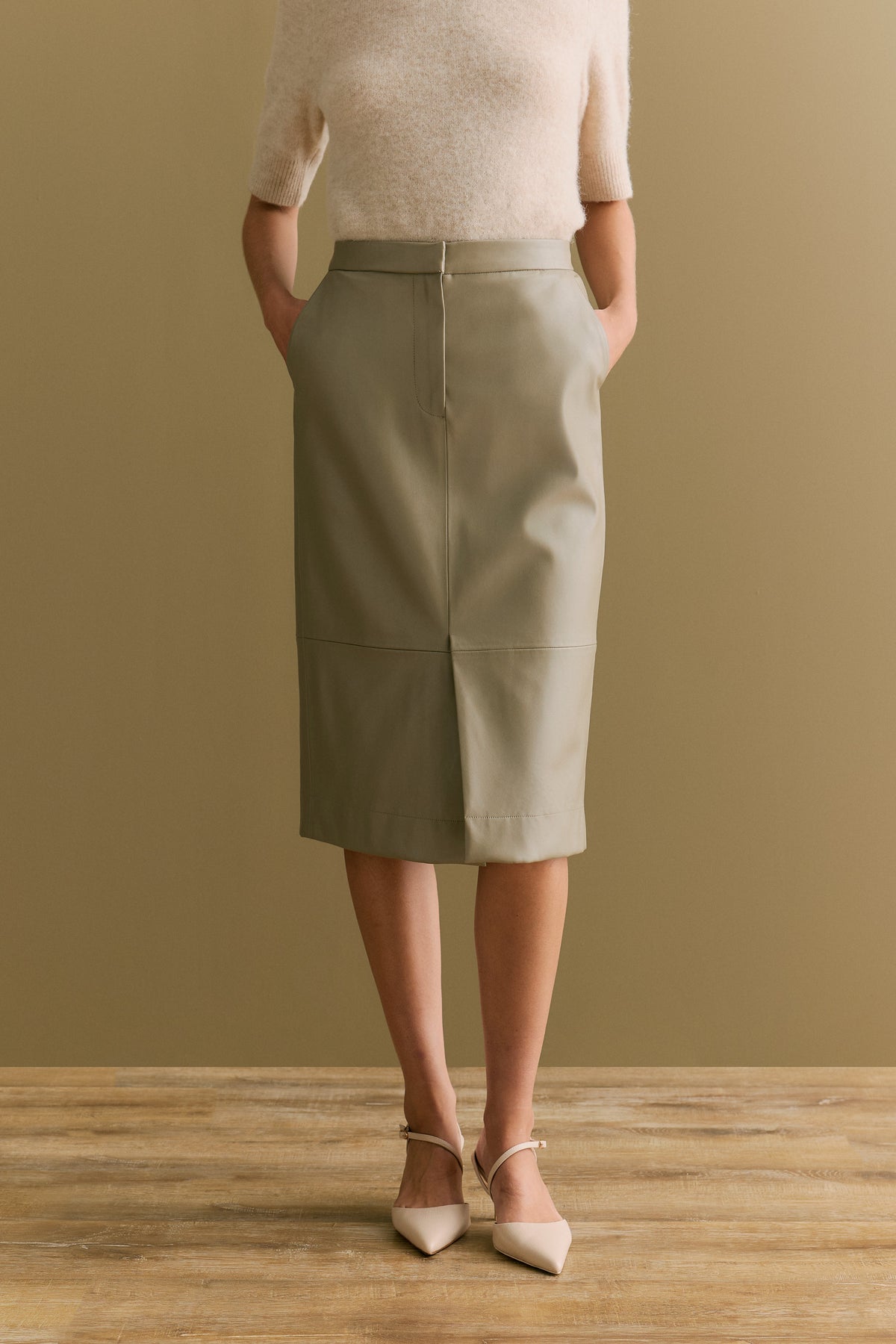 Soft Tailored Skirt
