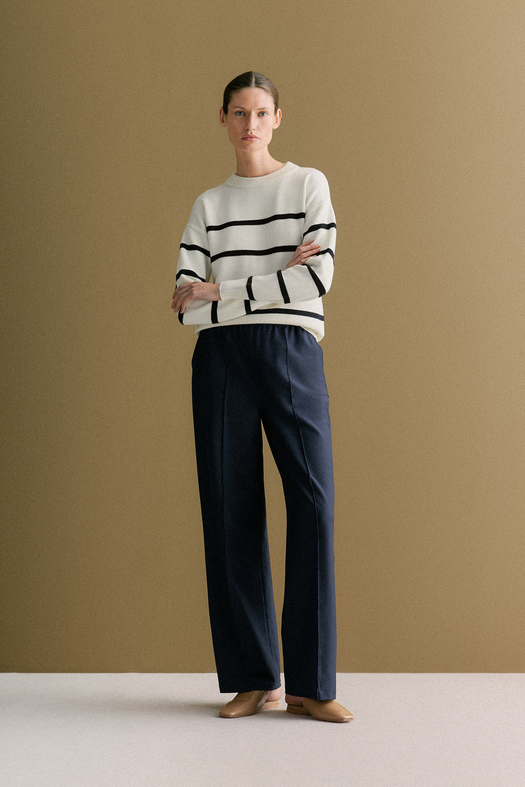 Pintucked Pull On Pant
