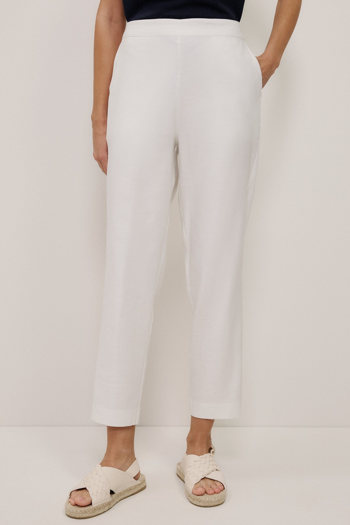 Stretch Linen Blend Pull On Pant