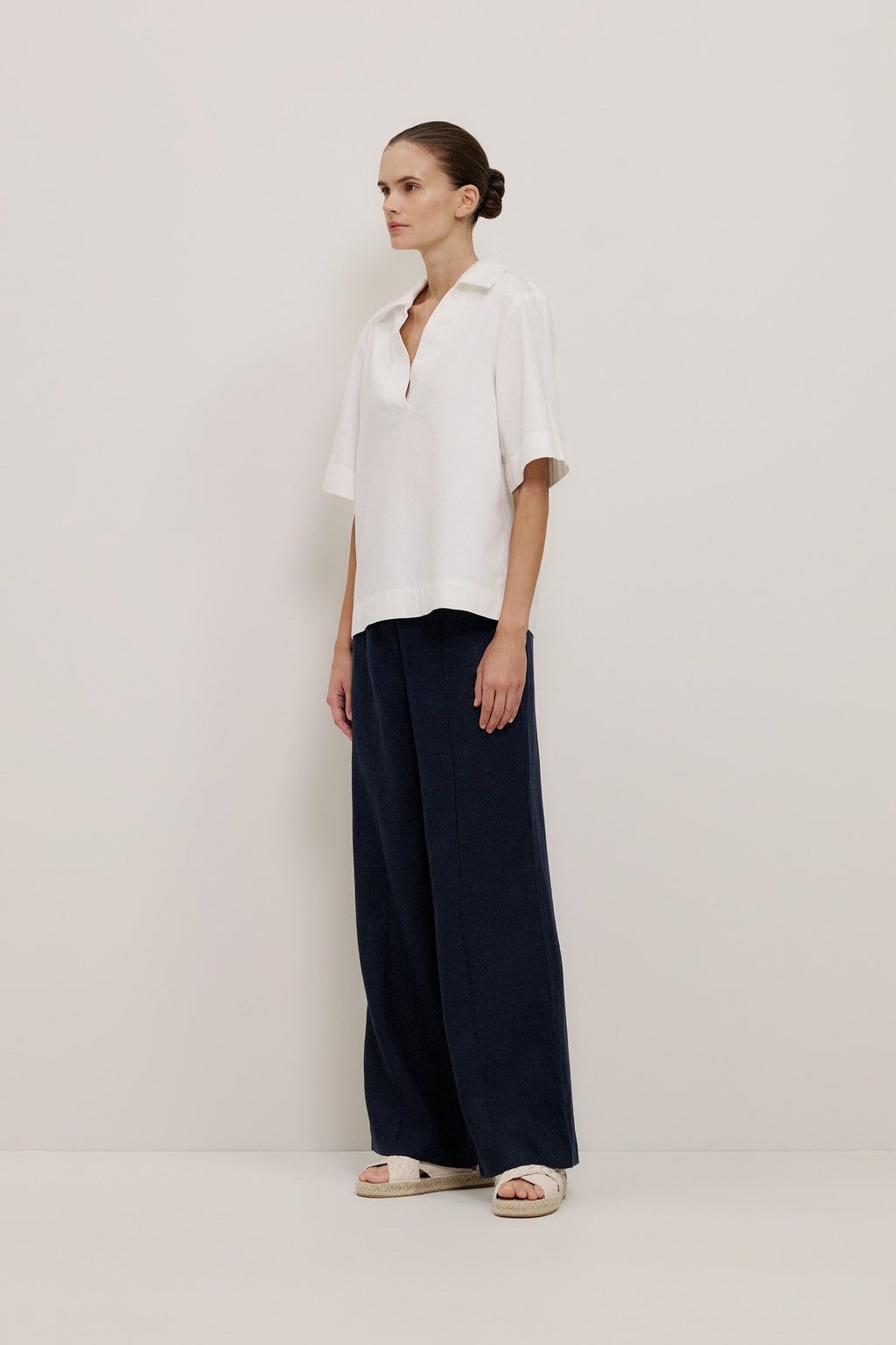 Linen Pintucked Pant