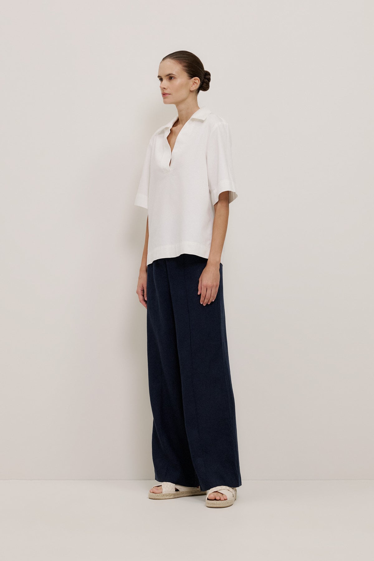 Linen Pintucked Pant