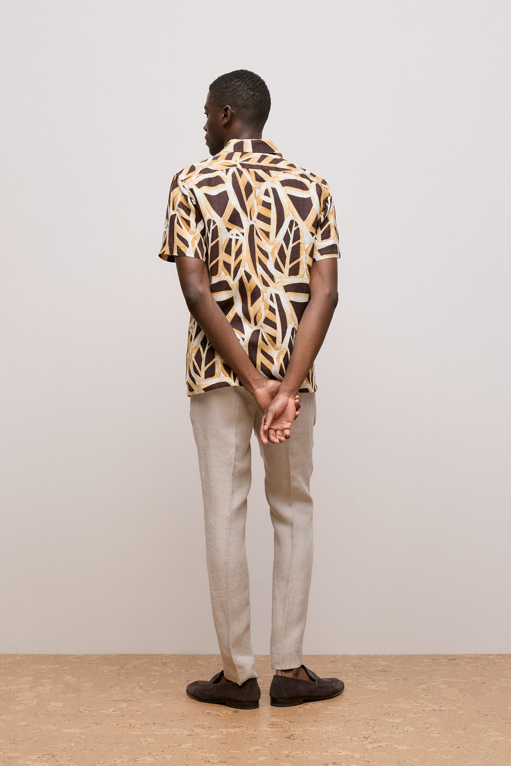 Graphic Leaf Linen Short Sleeve Shirt