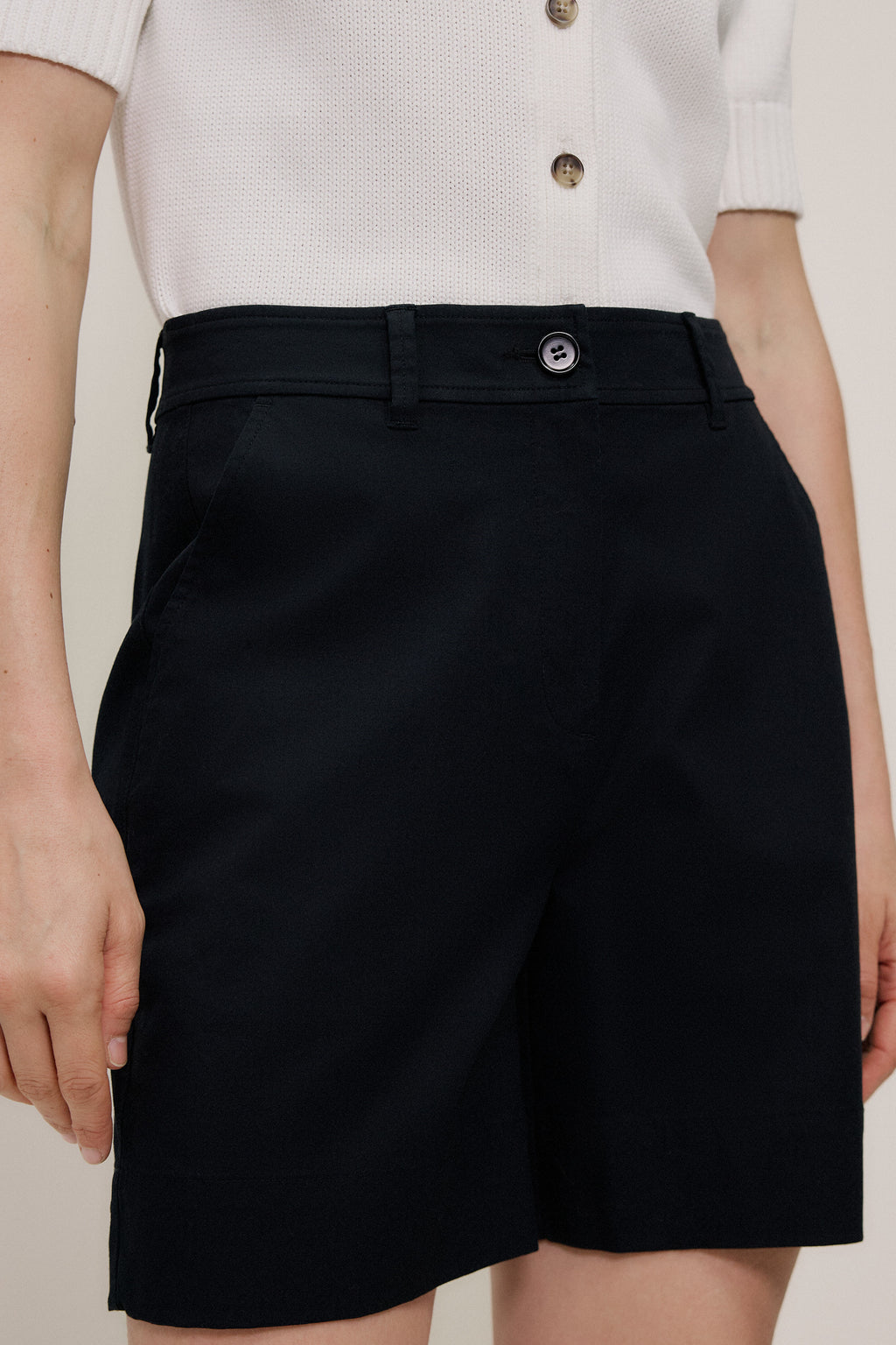Stretch Cotton Tailored Short