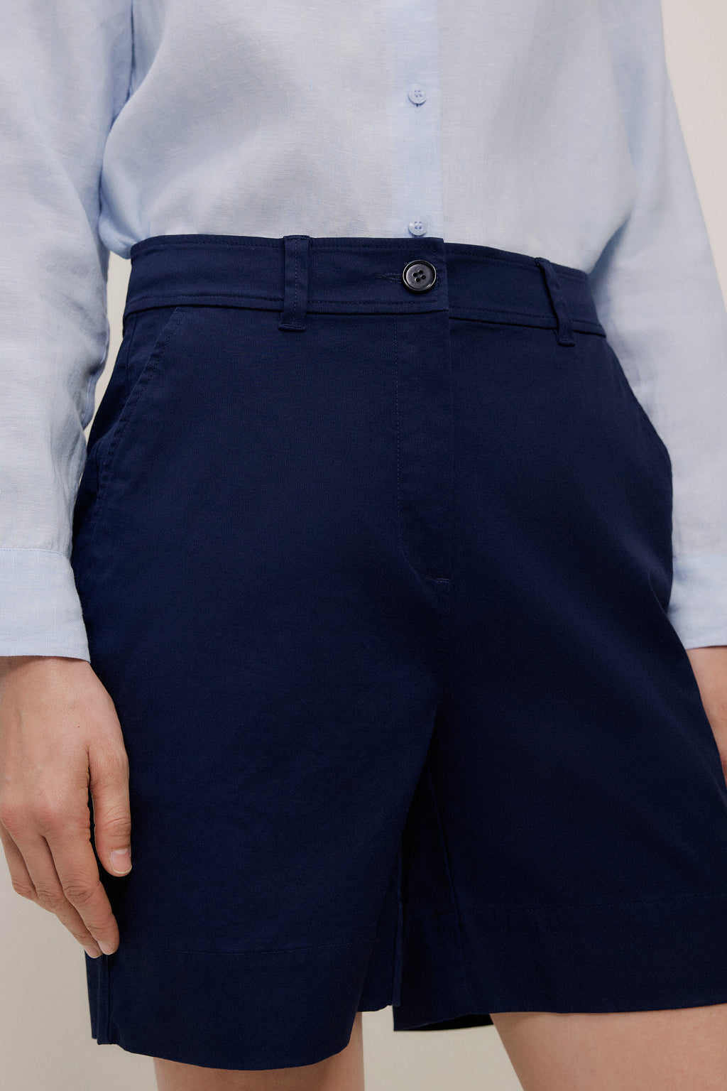 Stretch Cotton Tailored Short