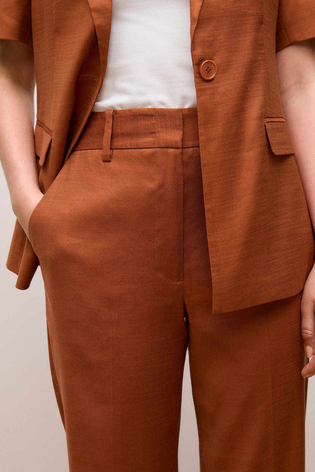 Tapered Leg Pant