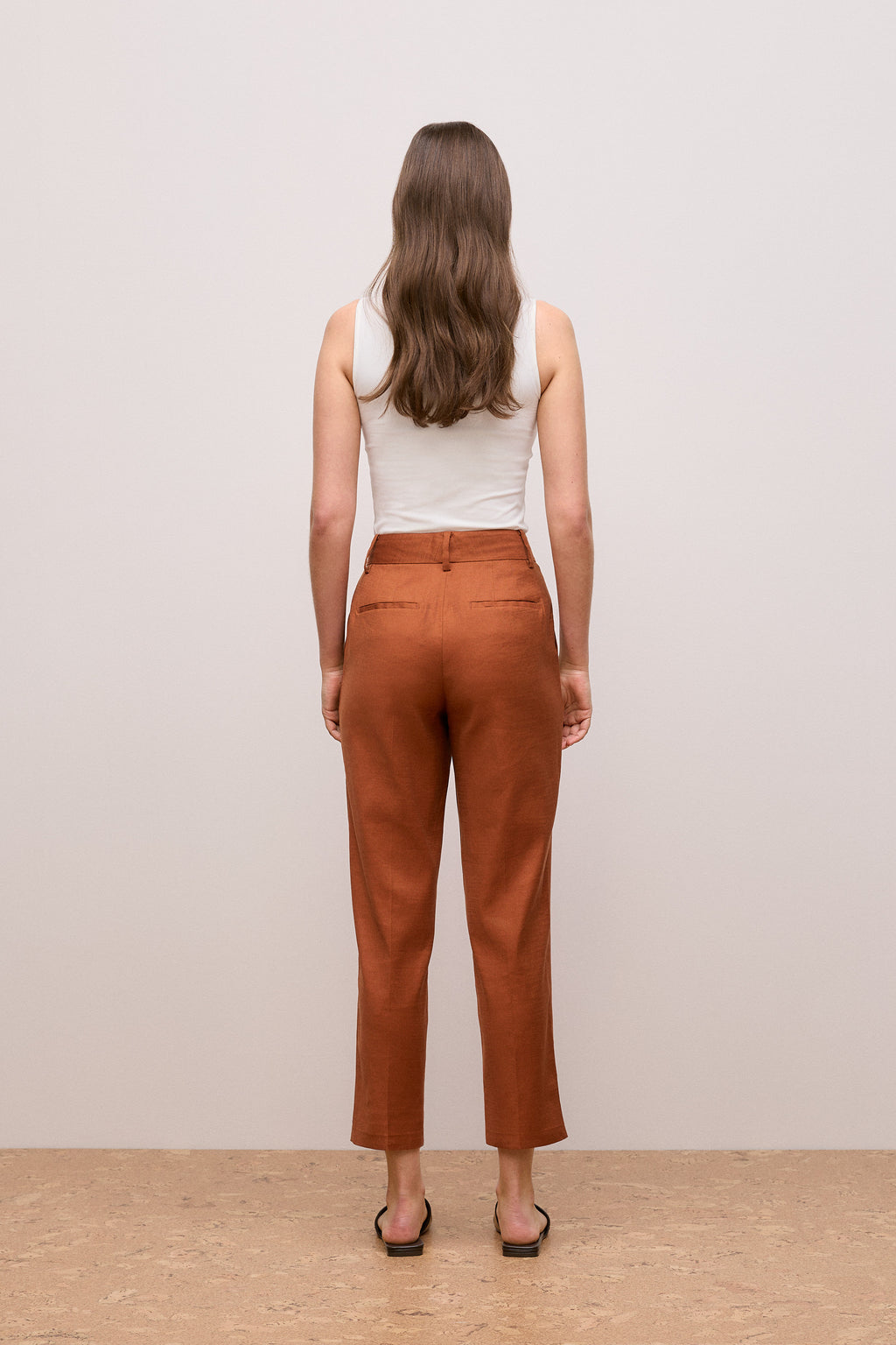 Tapered Leg Pant