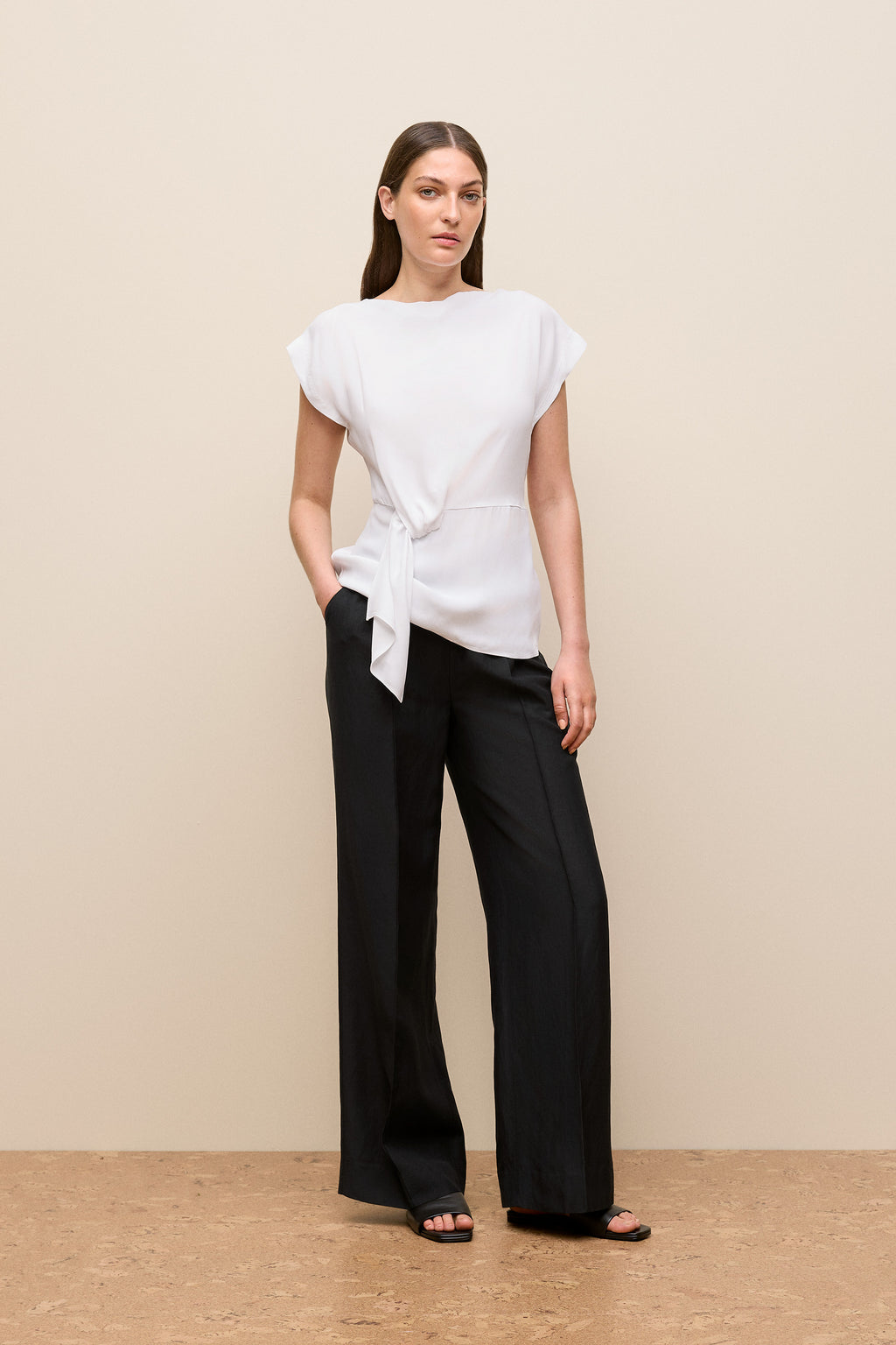 Twist Front Top
