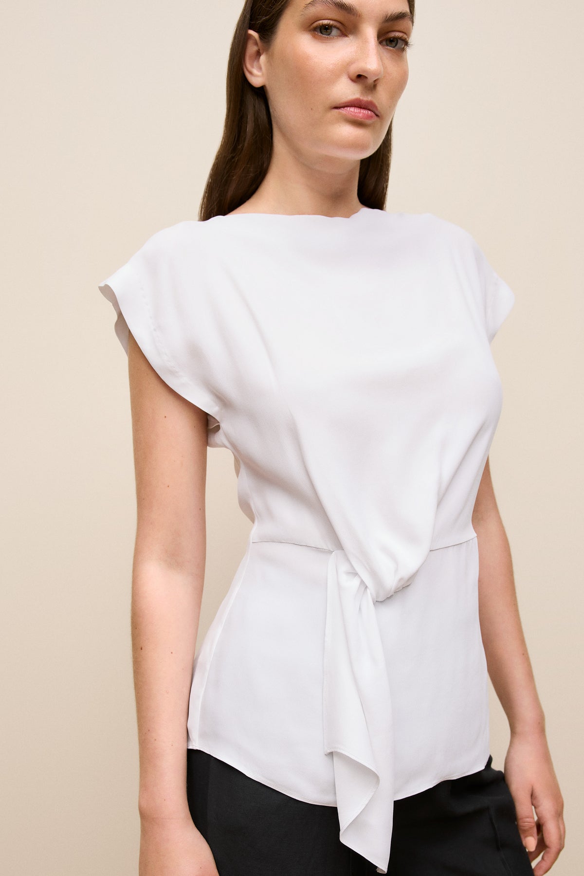 Twist Front Top