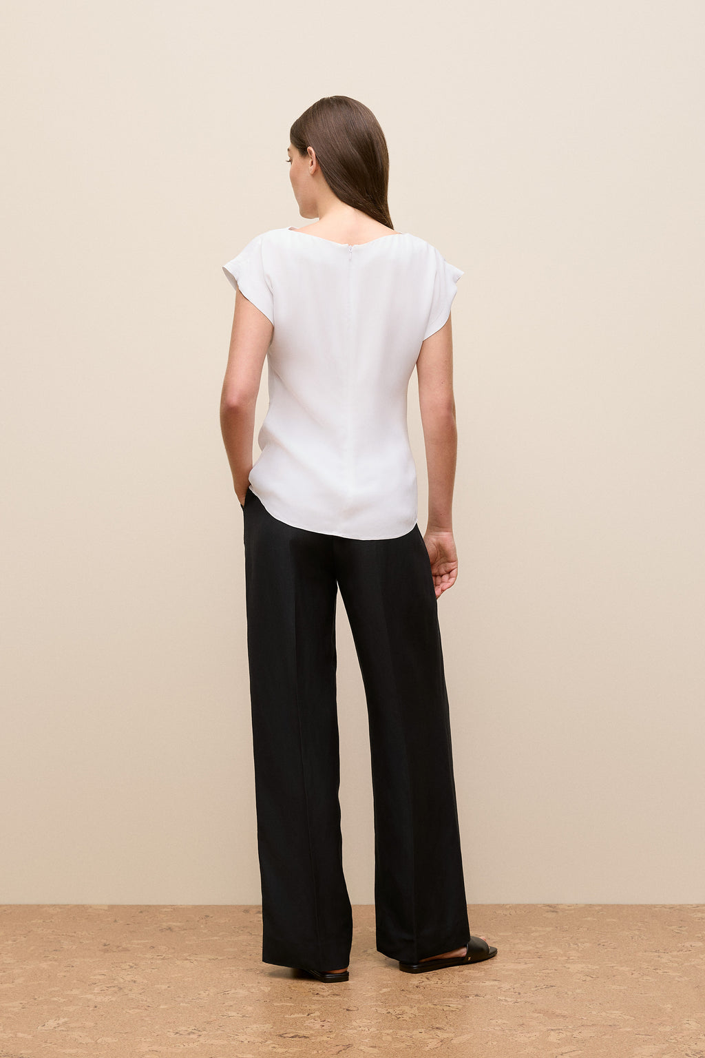 Twist Front Top