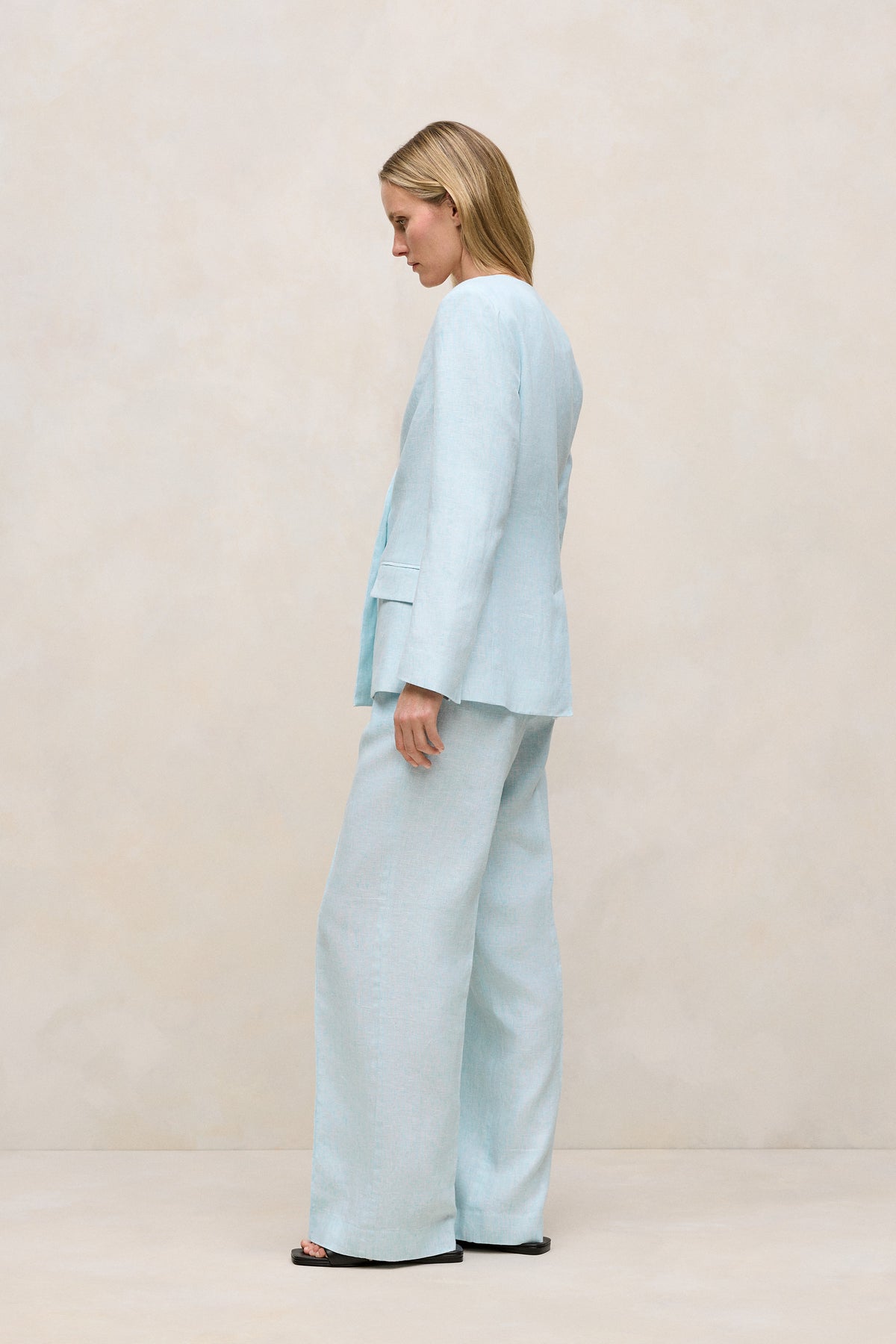 Linen Collarless V Neck Blazer