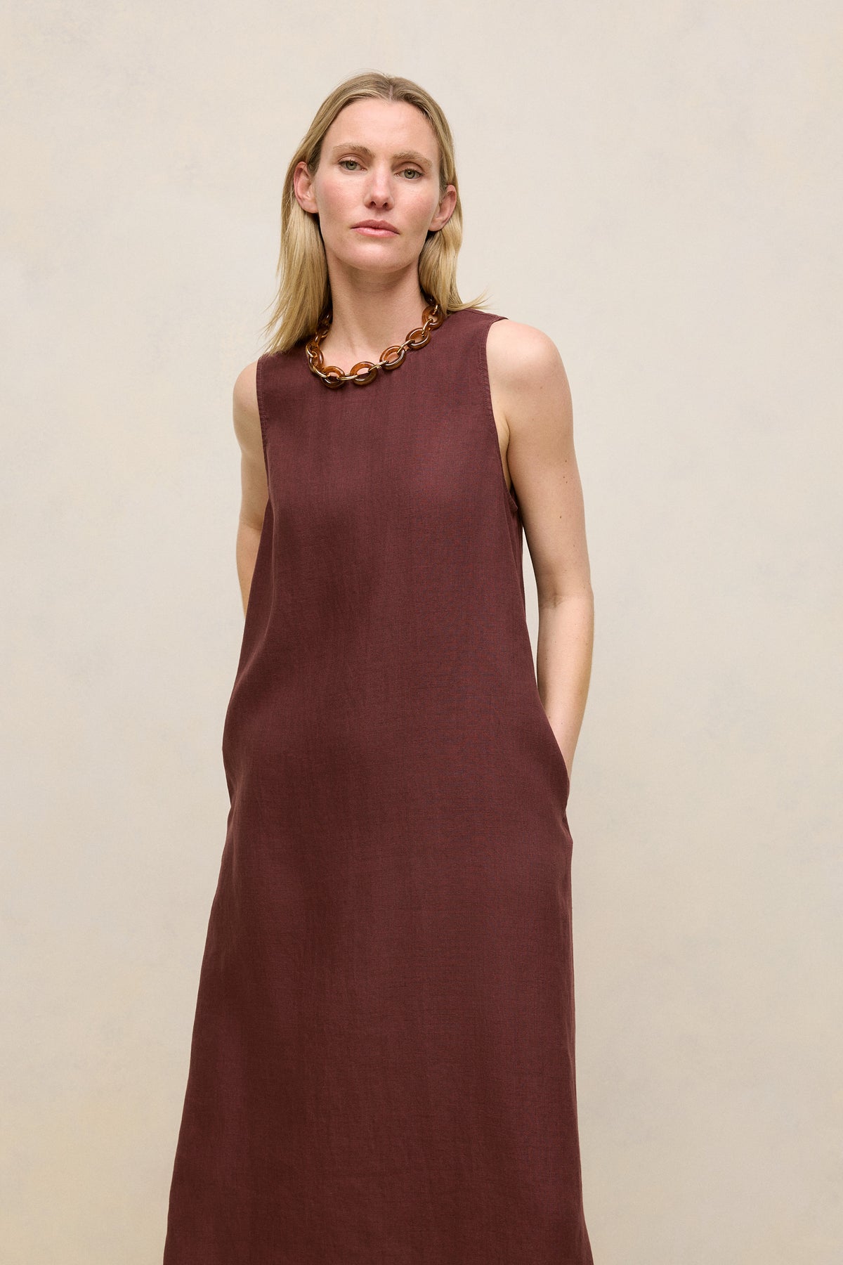 Delave Linen Sleeveless Column Dress
