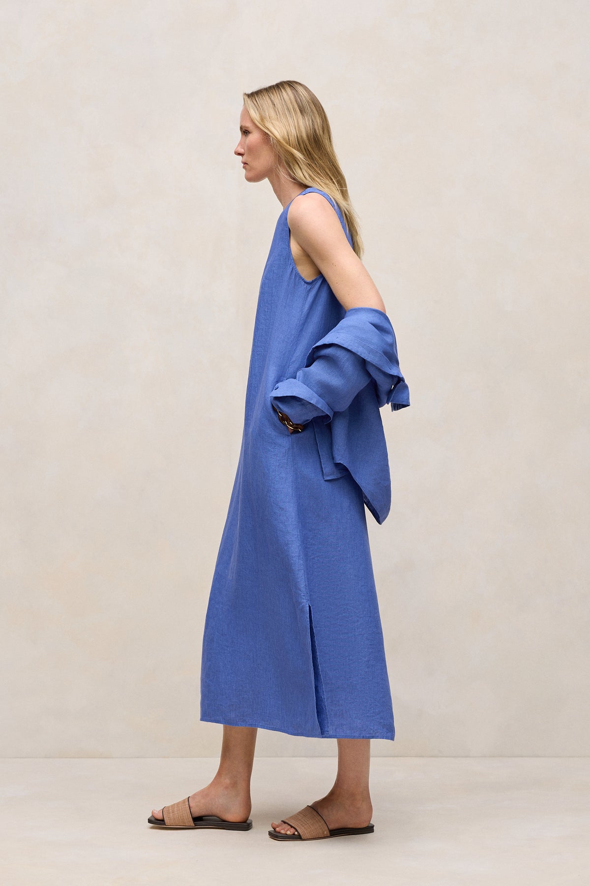 Delave Linen Sleeveless Column Dress