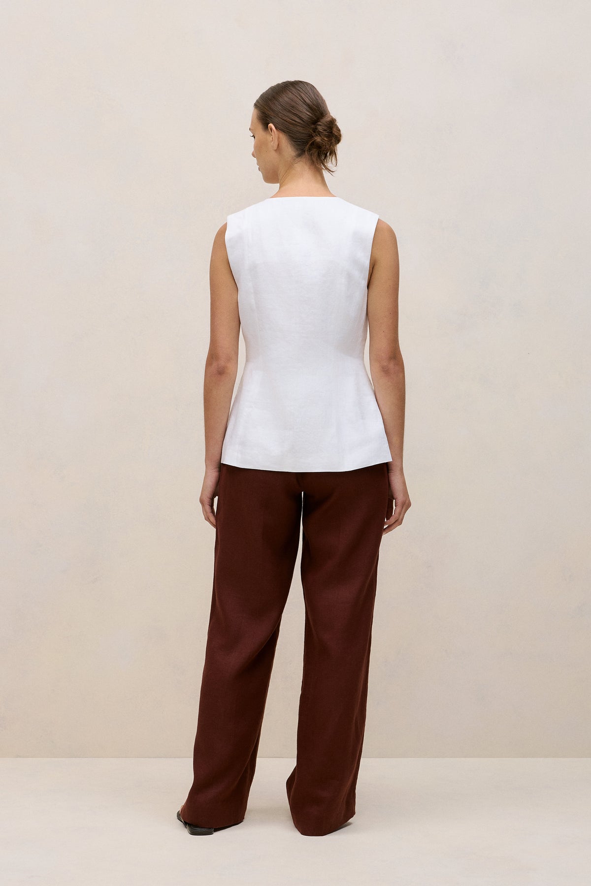 Linen Collarless Button Through Vest