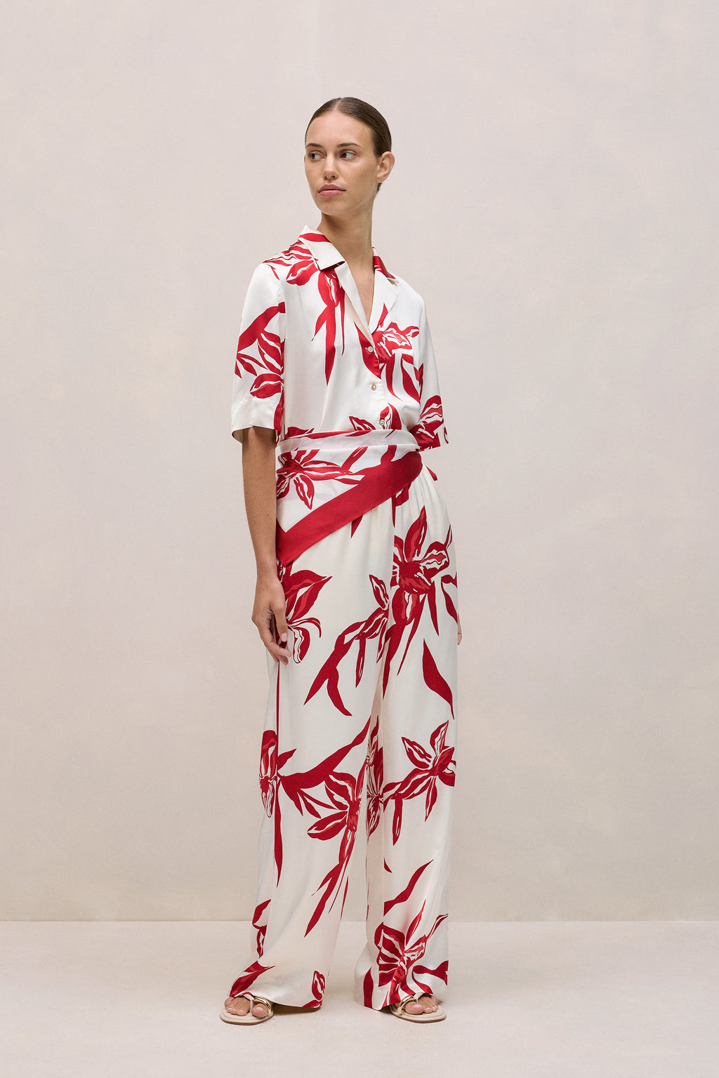 Wild Iris Satin Relaxed Pant