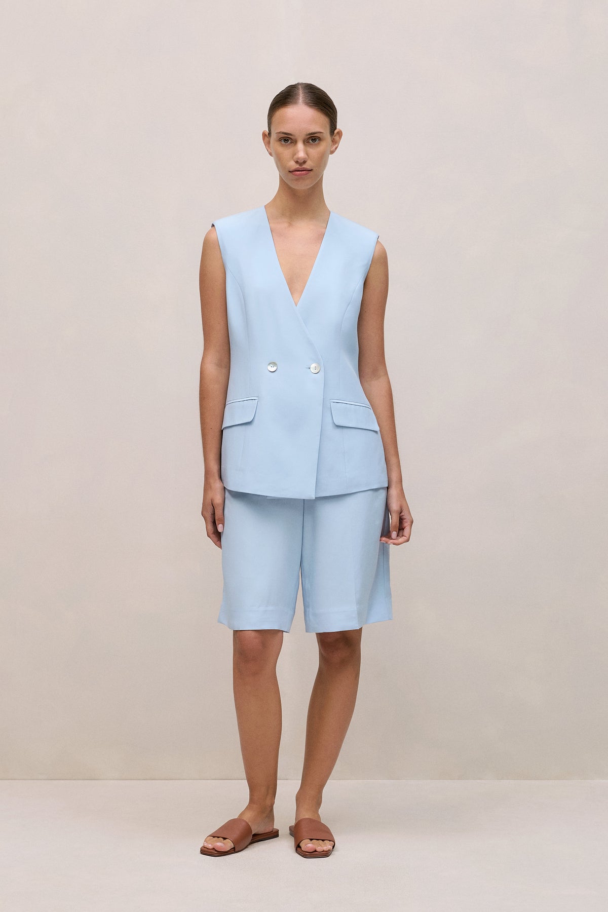 Soft Tailored Longline Short