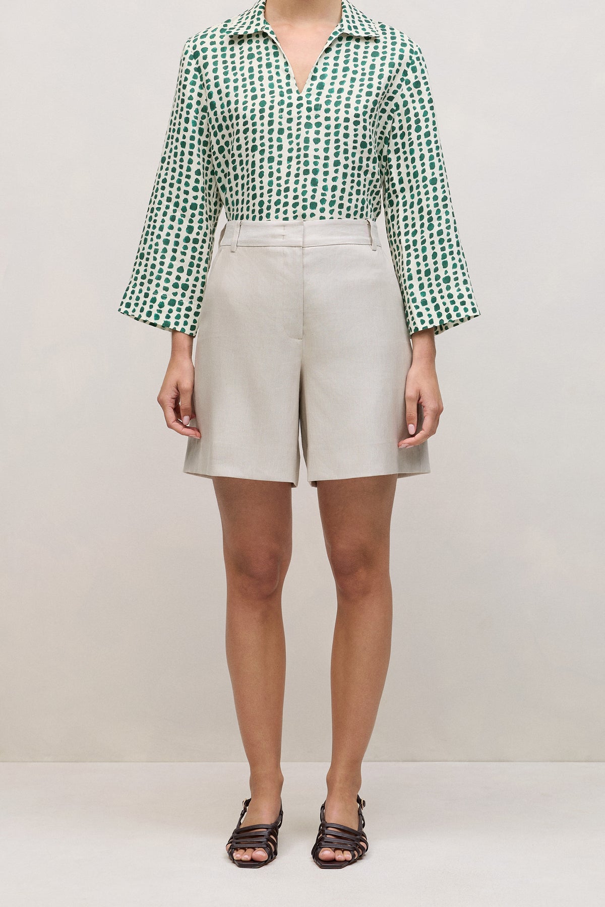Yarn Dyed Linen Blend Tailored Short