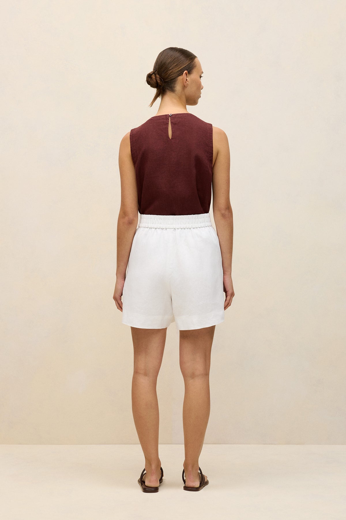 Linen Relaxed Pull On Short
