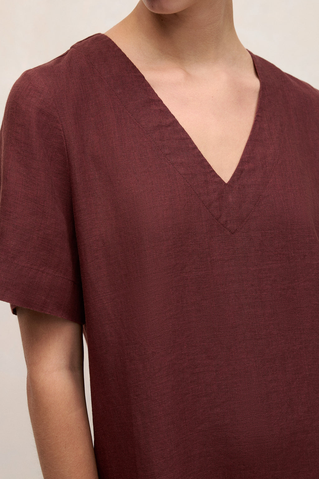 Delave Linen V Neck Popover Shift Dress