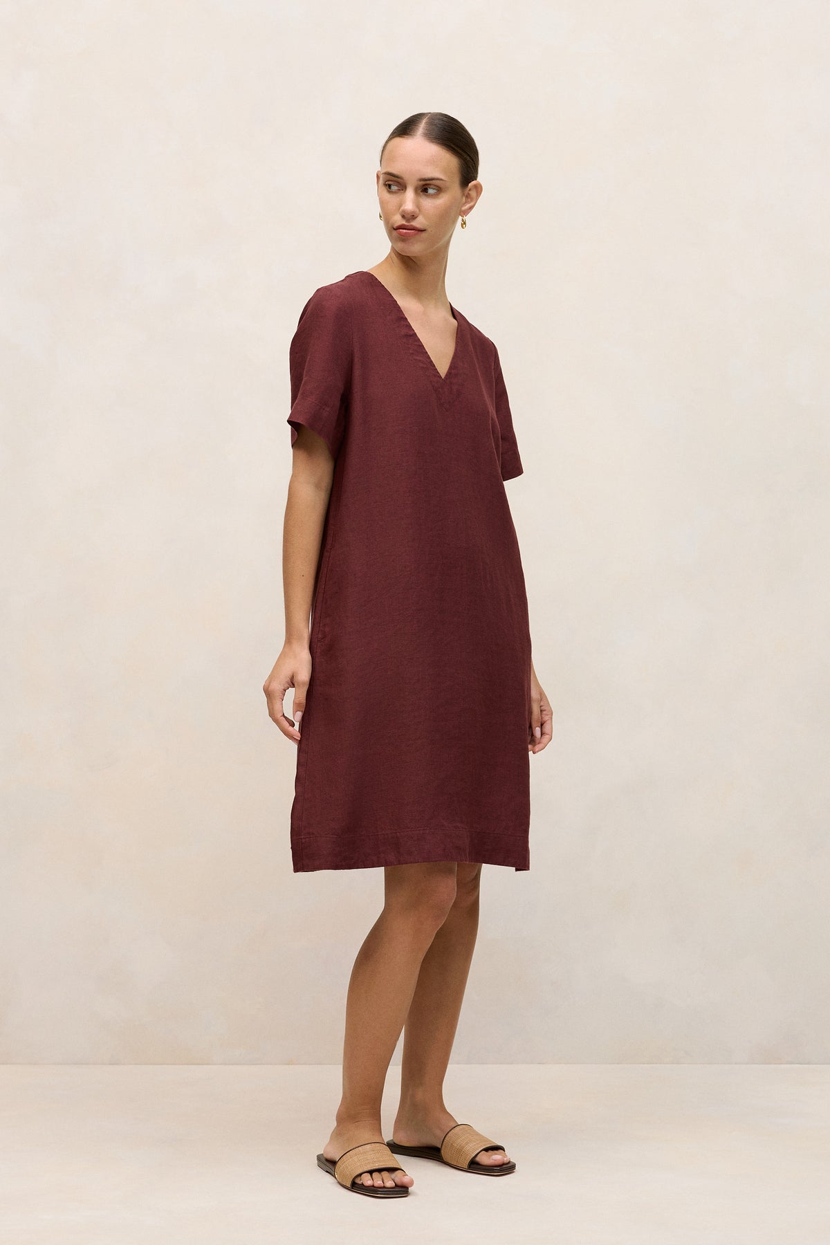 Delave Linen V Neck Popover Shift Dress