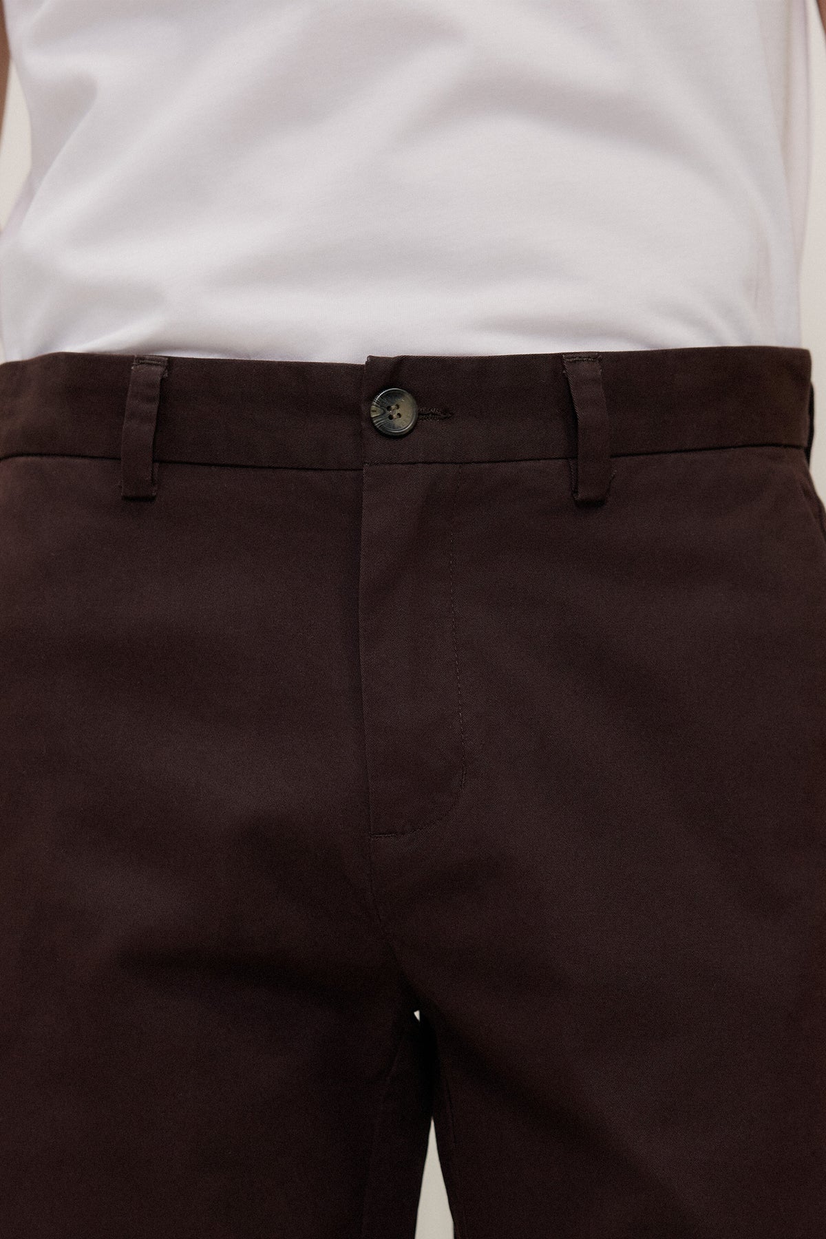 Slim Fit Chino
