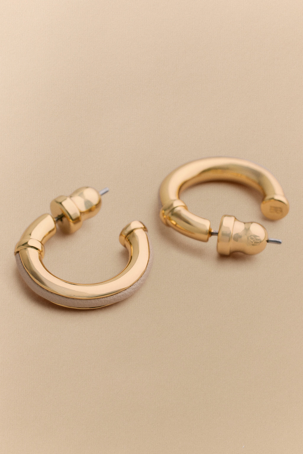 Lutra Hoop Earrings