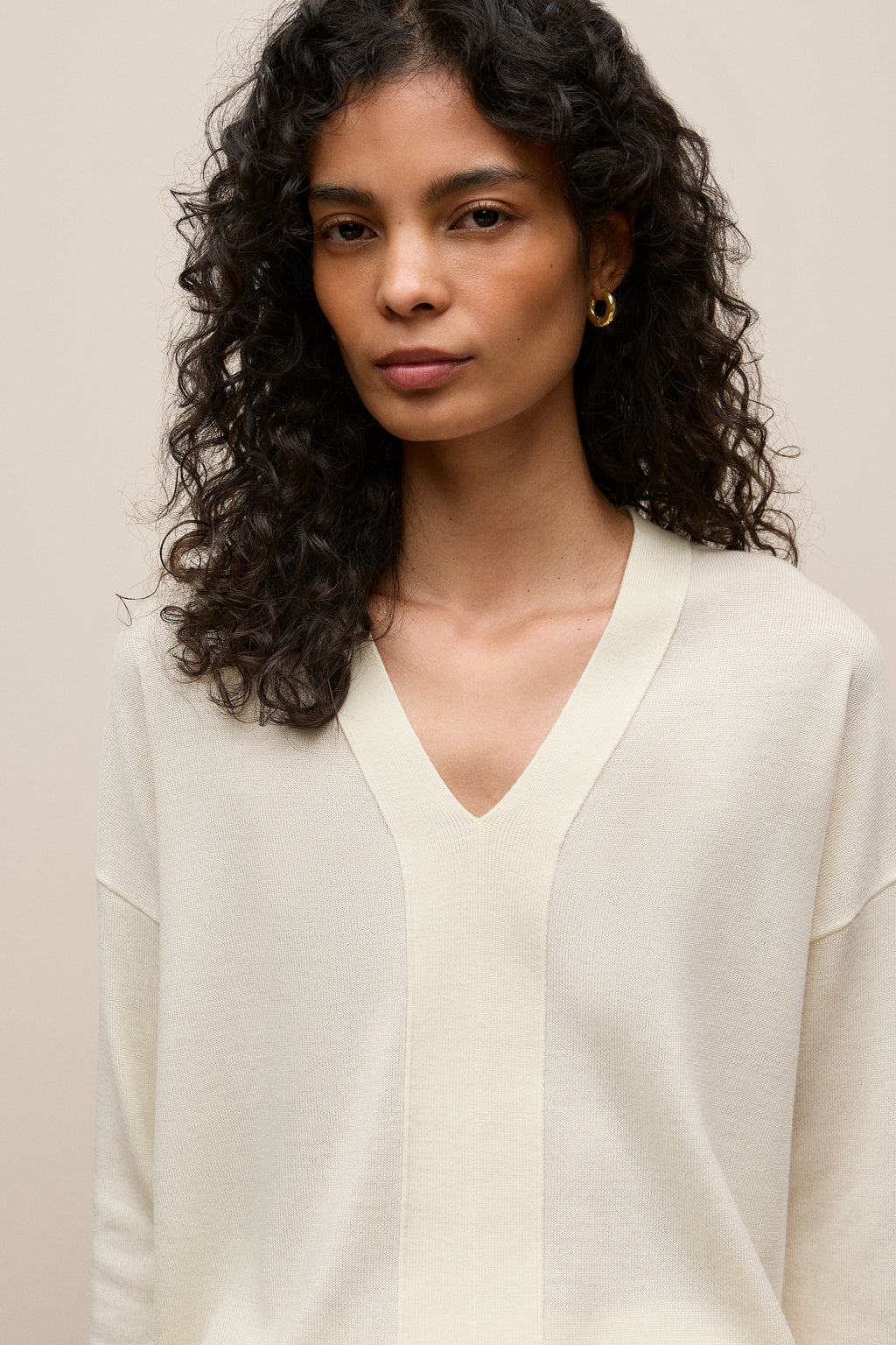 Merino V Neck Knit