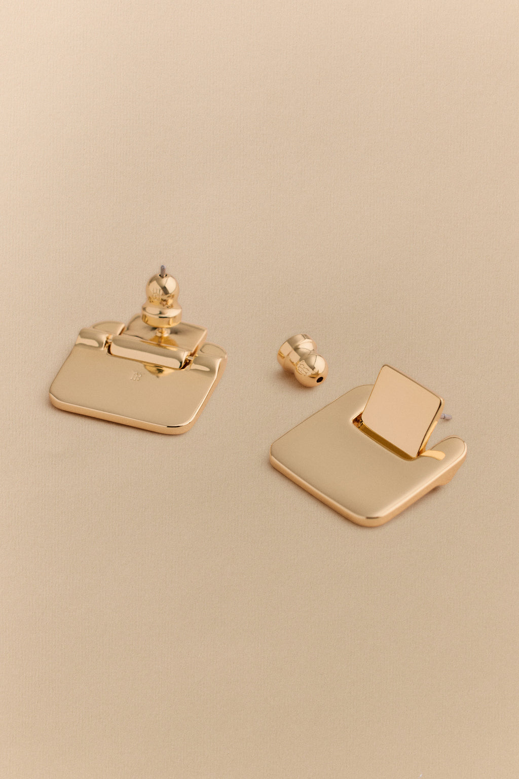 Thera Earring