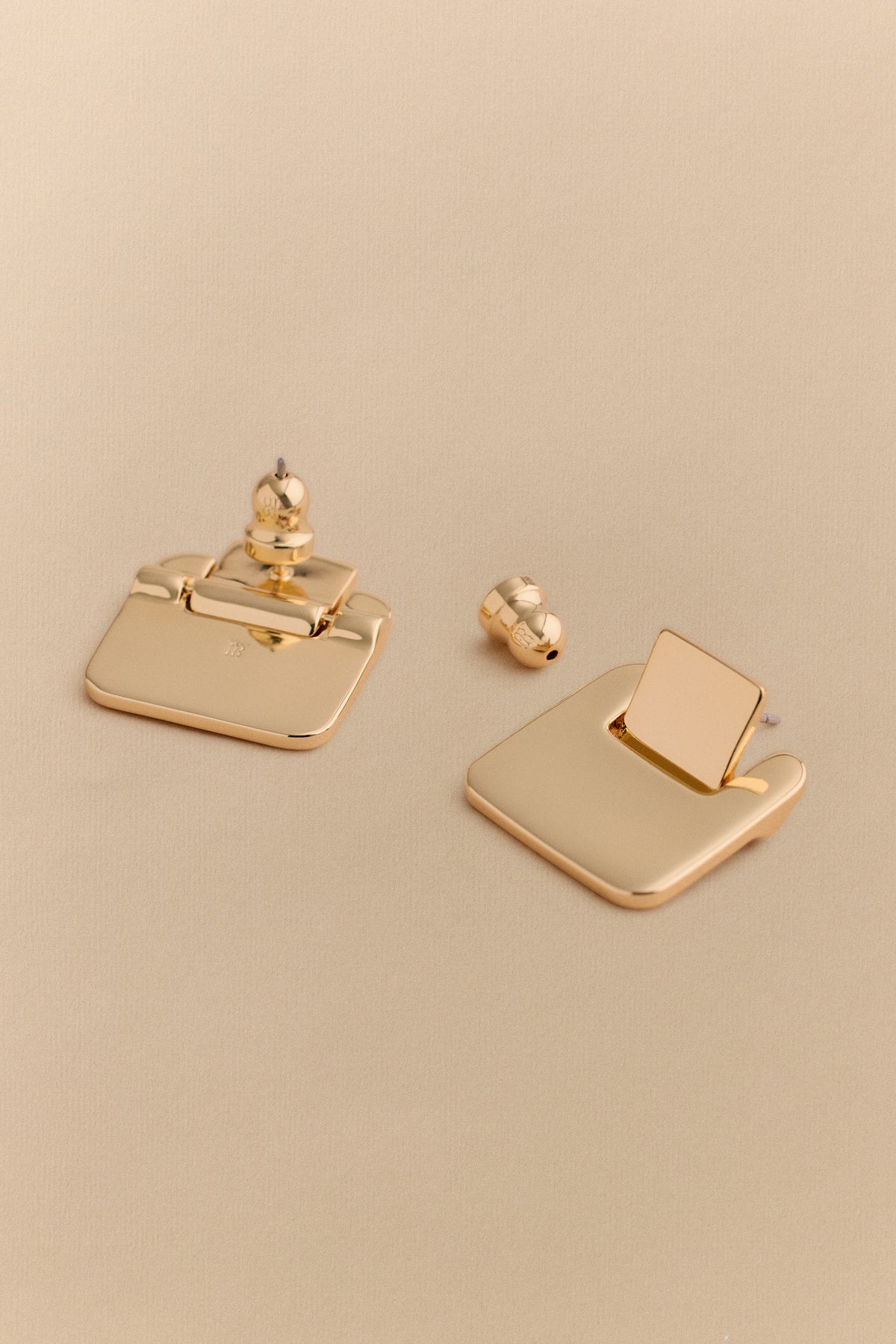 Thera Earring