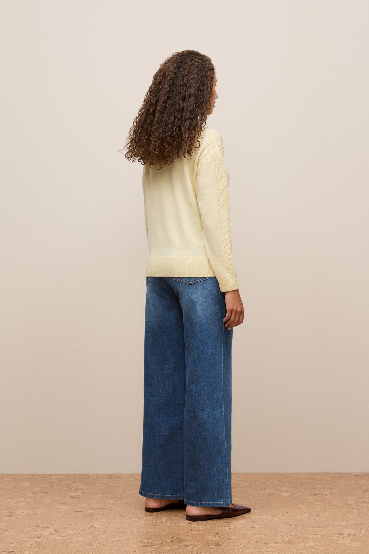 Wool Cashmere Cable Detail Crew