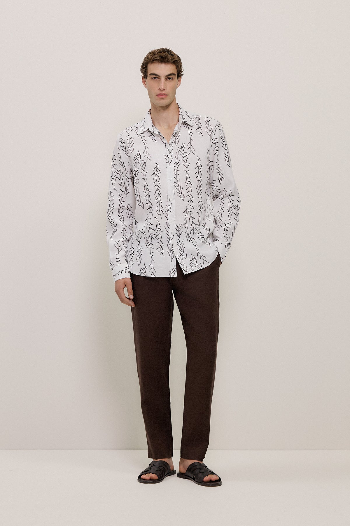 Linen Relaxed Tailored Pant