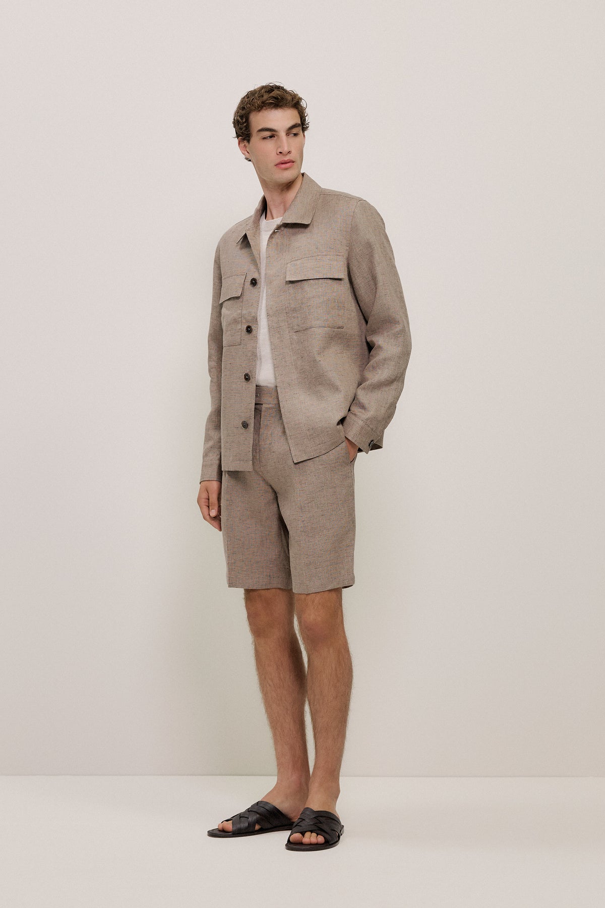 Yarn Dyed Linen Tailored Short