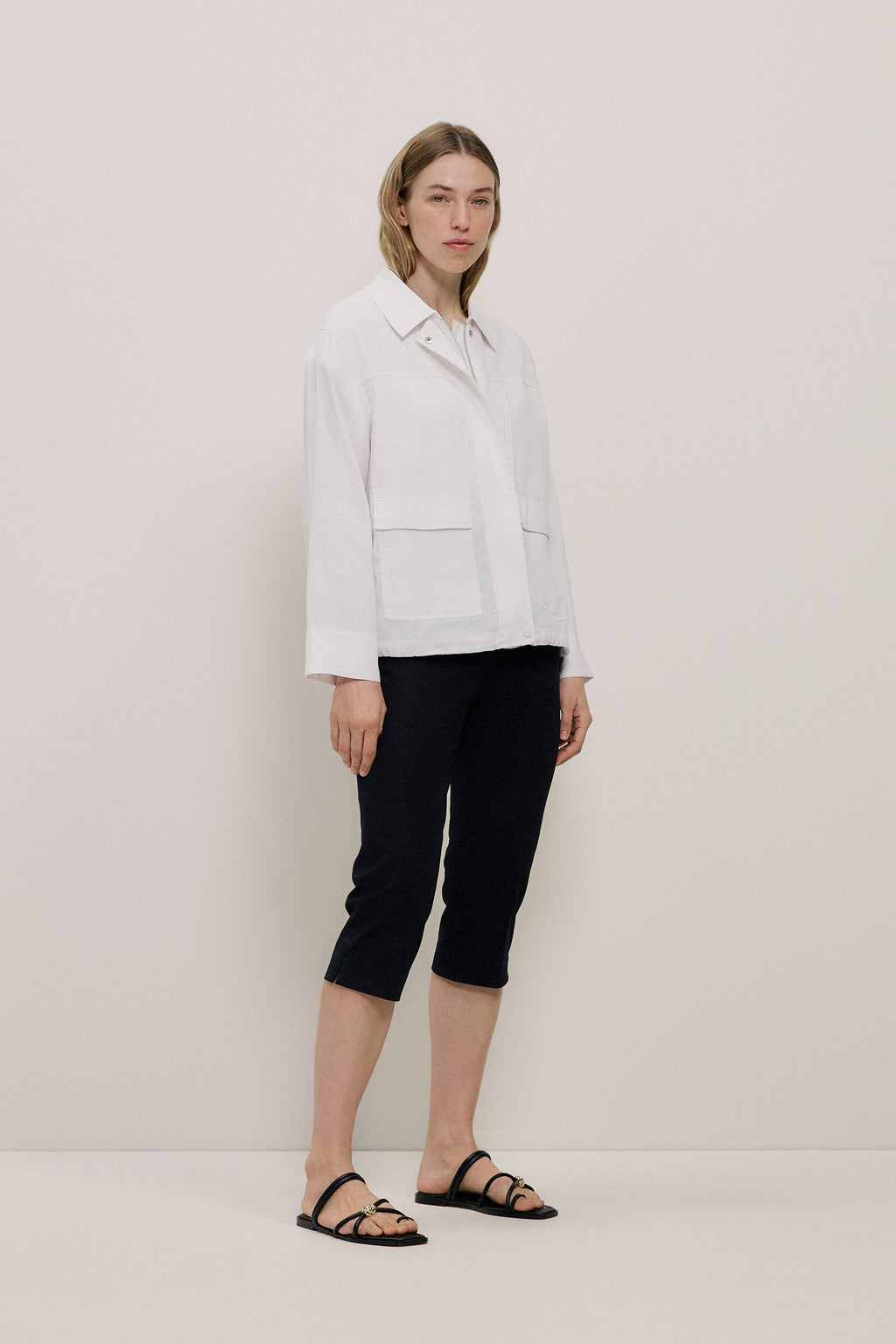 Bi-Stretch Capri Pant